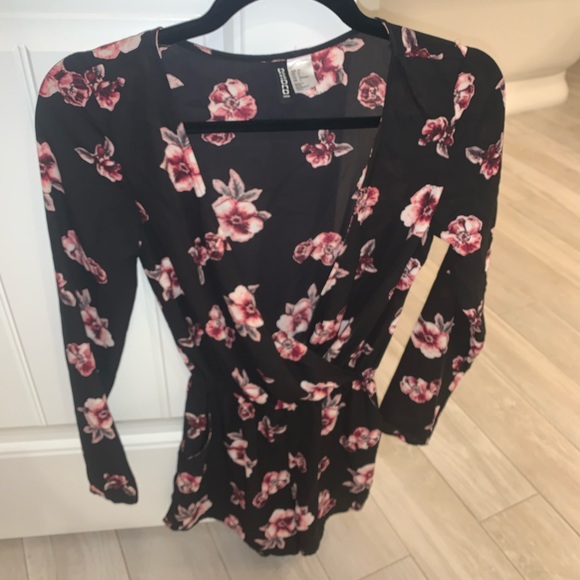 H&M romper - Picture 2 of 6